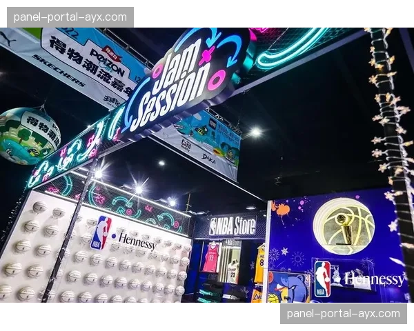 NBA总决赛期间,联盟将在举办城市组织大型球迷嘉年华活动。 NBA总决赛期间,联盟将在举办城市组织大型球迷嘉年华活动。